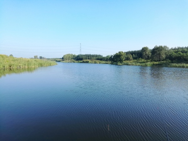 蒲河垂釣