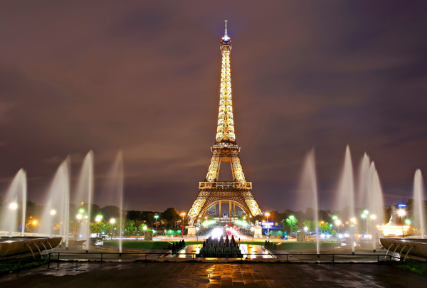 巴黎铁塔广场图片