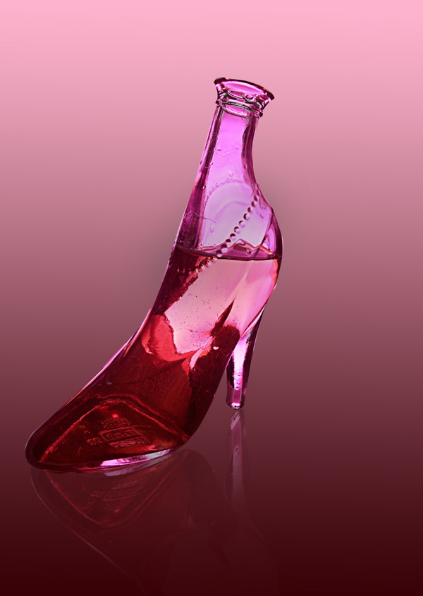 红色水晶玻璃鞋图片
