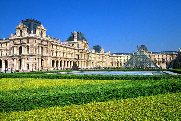 法国卢浮宫图片