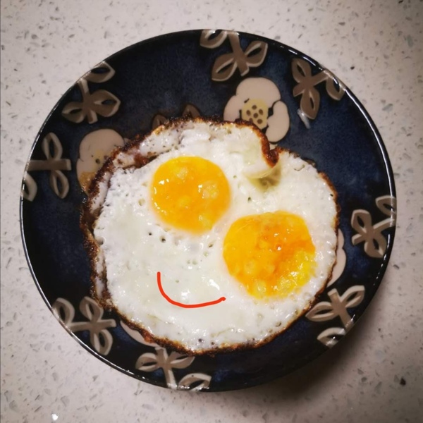 微笑的煎蛋图片