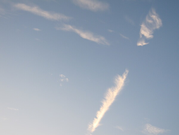 在快午后的桂林天空见到的云也特别的意味