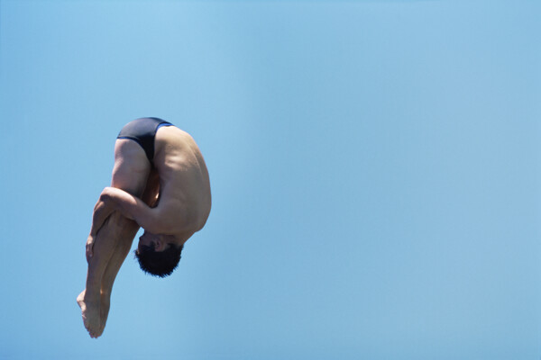 跳水运动员摄影图片