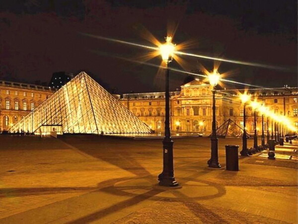 唯美卢浮宫图片
