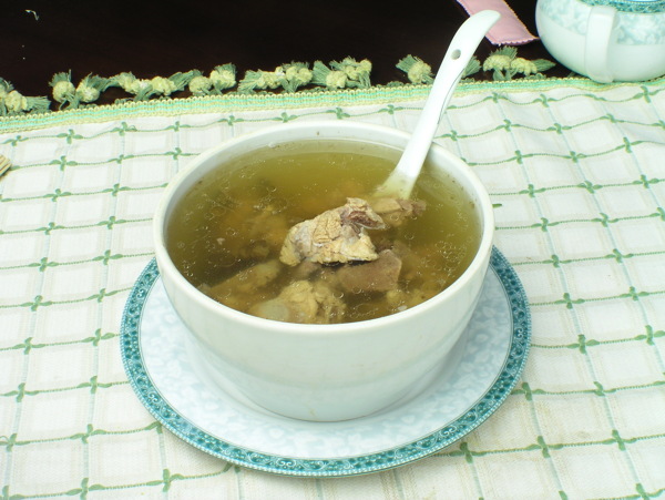 雞湯攝影圖片