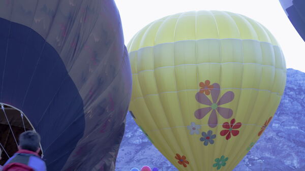 什锦热气球在犹他州县犹他州4K超高清