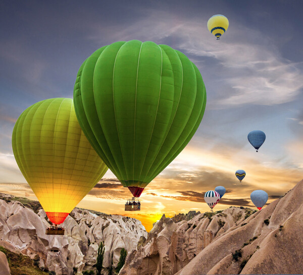 卡帕多西亚热气球美景图片