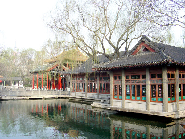 青島大明湖圖片