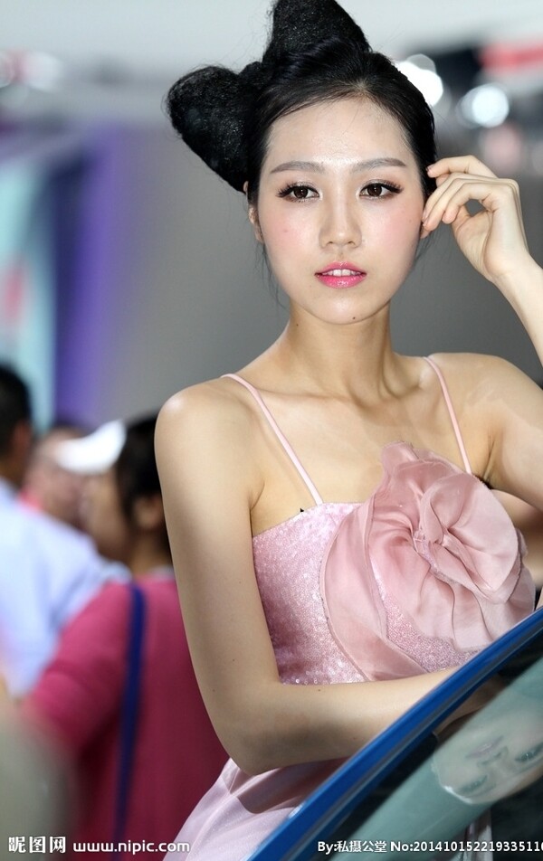2014北京車(chē)展美女圖片