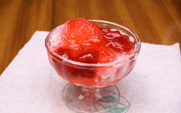 莓刨冰