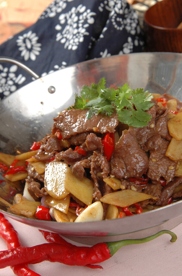 干鍋牛肉