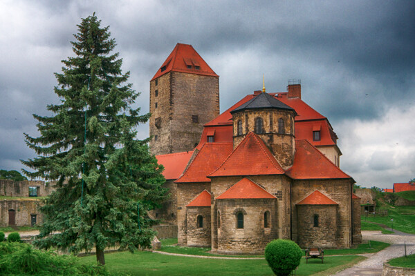 古老的红项城堡