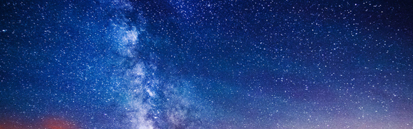 山區(qū)星空