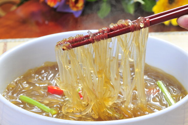 砂鍋紅薯粉圖片