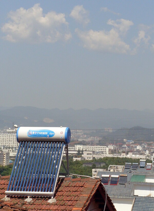 太陽(yáng)能熱水器圖片