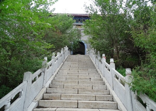 寺的石梯