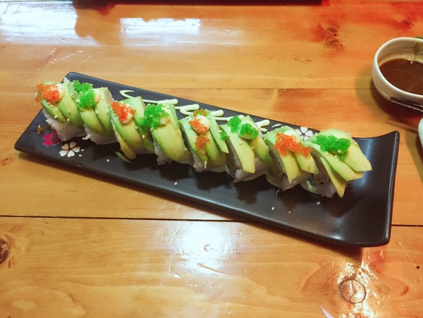 牛油果壽司