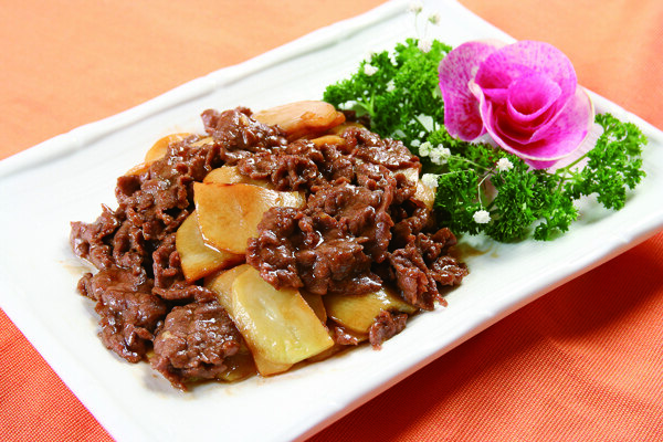 土豆燒牛肉圖片