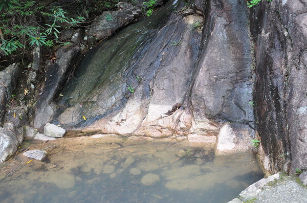 石壁溪水