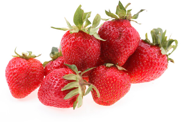 红色新鲜草莓图片
