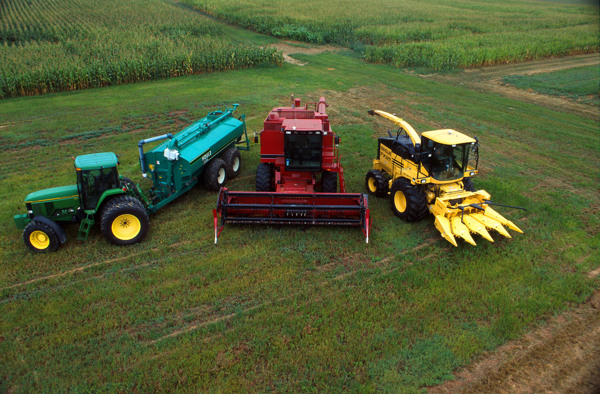 现代农业机械图片