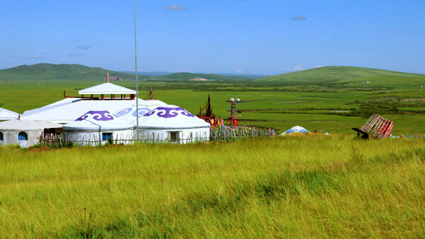 草原蒙古包图片