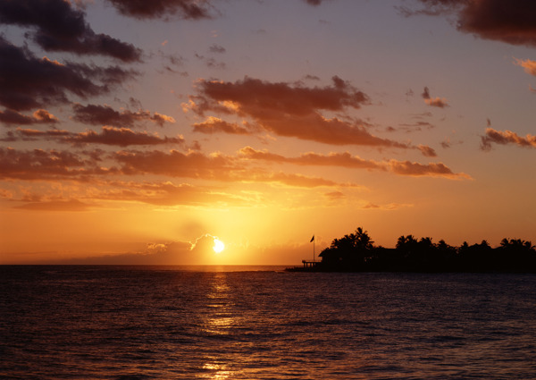 黄昏落日海洋风景图片