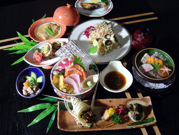 日本料理套餐图片
