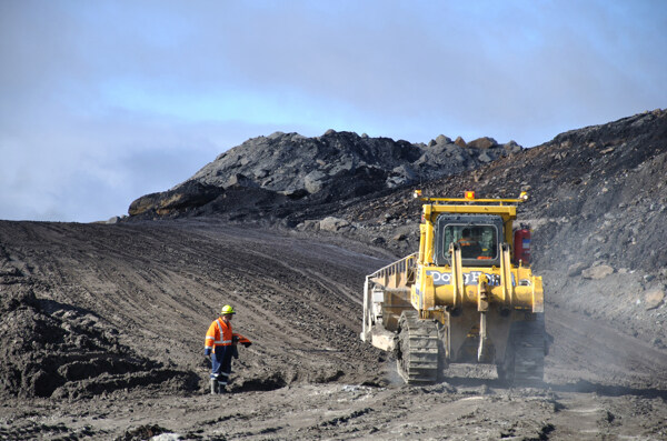 煤矿开采机械