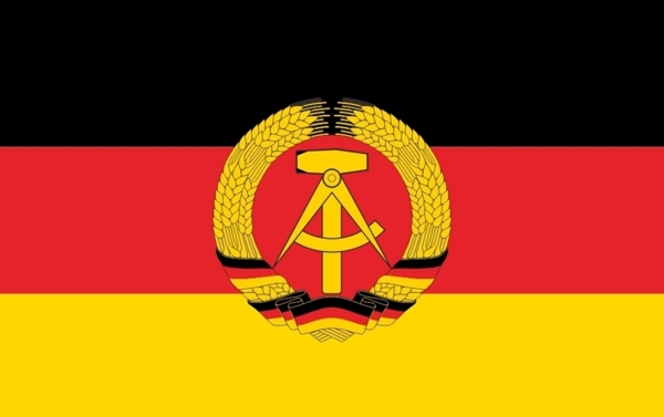 东德旗帜