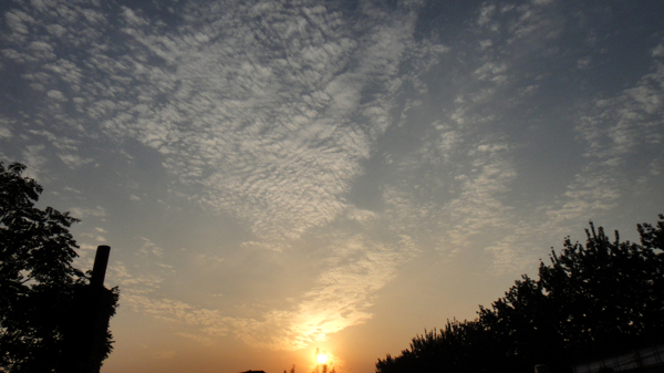 碧蓝天空图片