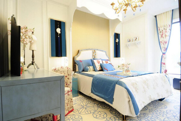时尚清凉卧室蓝色床品室内装修效果图