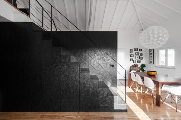 现代设计感客厅亮面木地板室内装修效果图