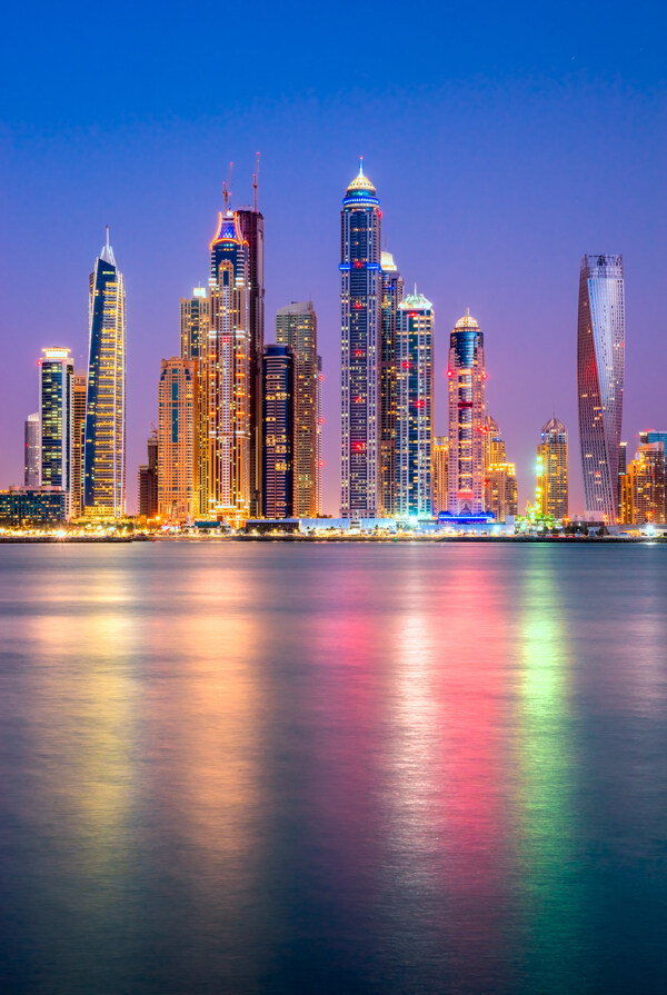 迪拜夜景摄影图片