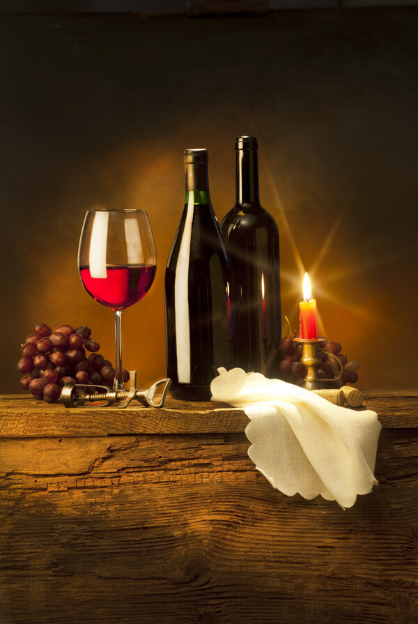 蜡烛与葡萄酒图片
