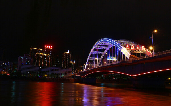 甘肃兰州元通大桥夜景