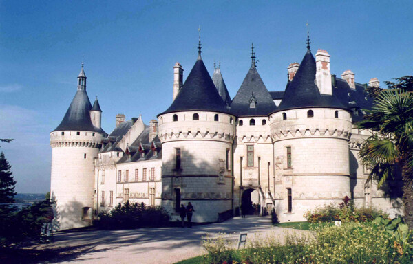 法国肖蒙城堡图片
