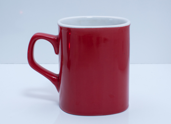 红色陶瓷杯子素材图片