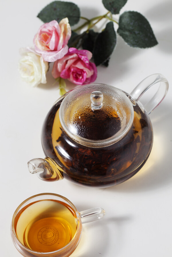红茶茶叶图片
