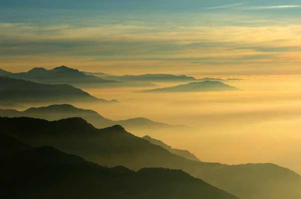 高清风景素材朝阳群山