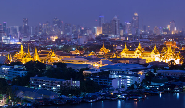 夜晚里的城市风景图片