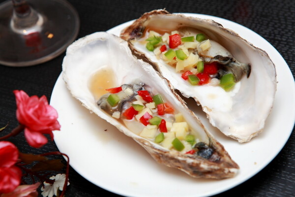 日式海鲜烧烤生蚝图片