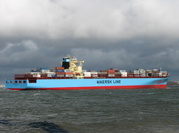 马士基加尔各答6246标箱集装箱运输船图片