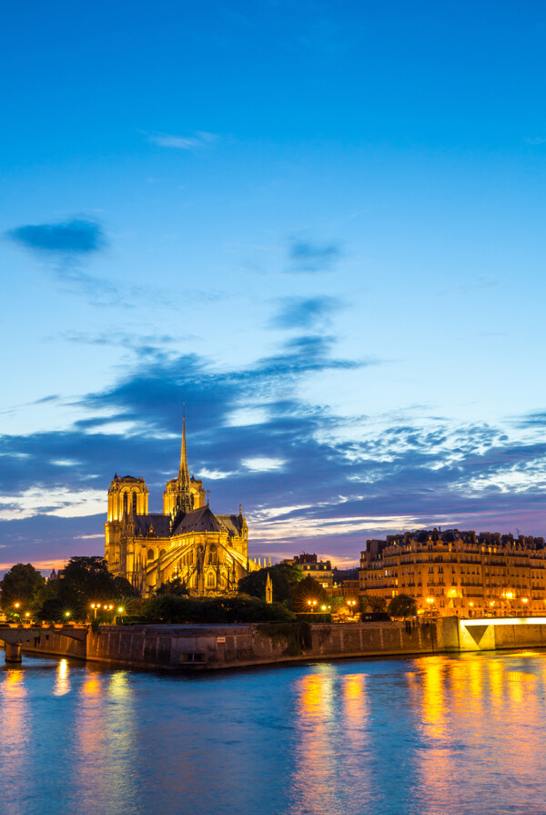 巴黎夜晚景象图片