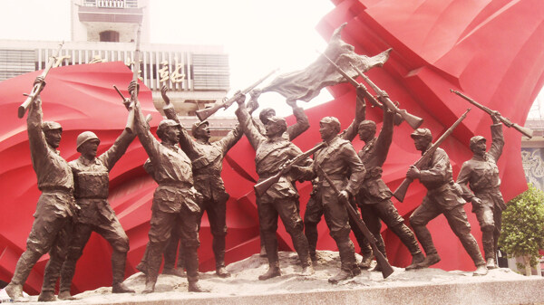 红色革命雕塑图片