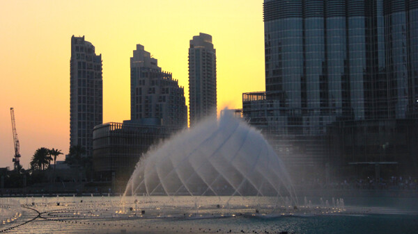 迪拜喷泉图片