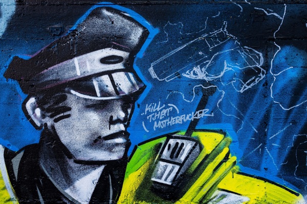 警察人物艺术墙面图片