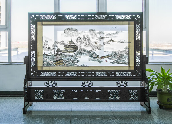 中式大气屏风装饰图片