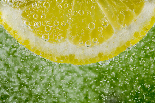 柠檬气泡背景图片