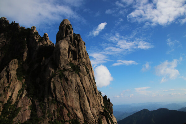 黄山奇峰